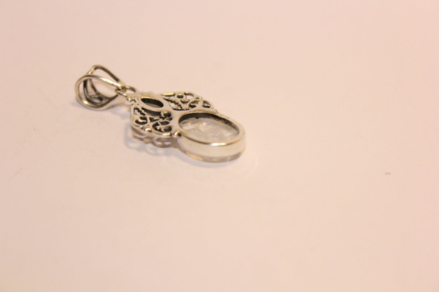 Pendant - Moonstone - med