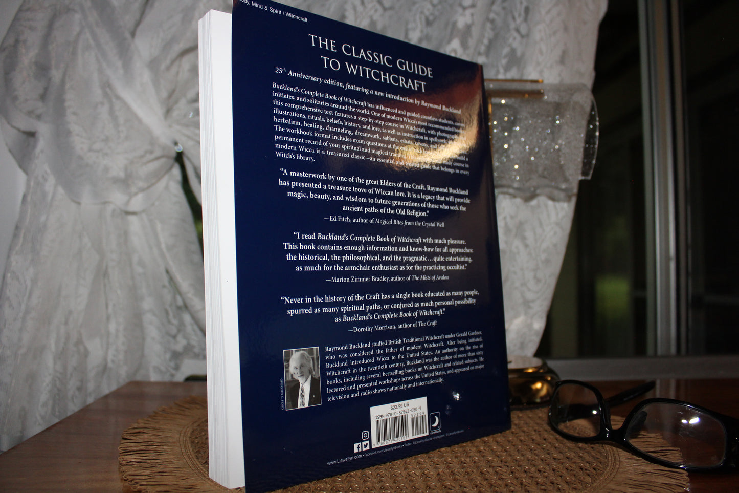 Book - Bucklands Complete Book of Witchcraft