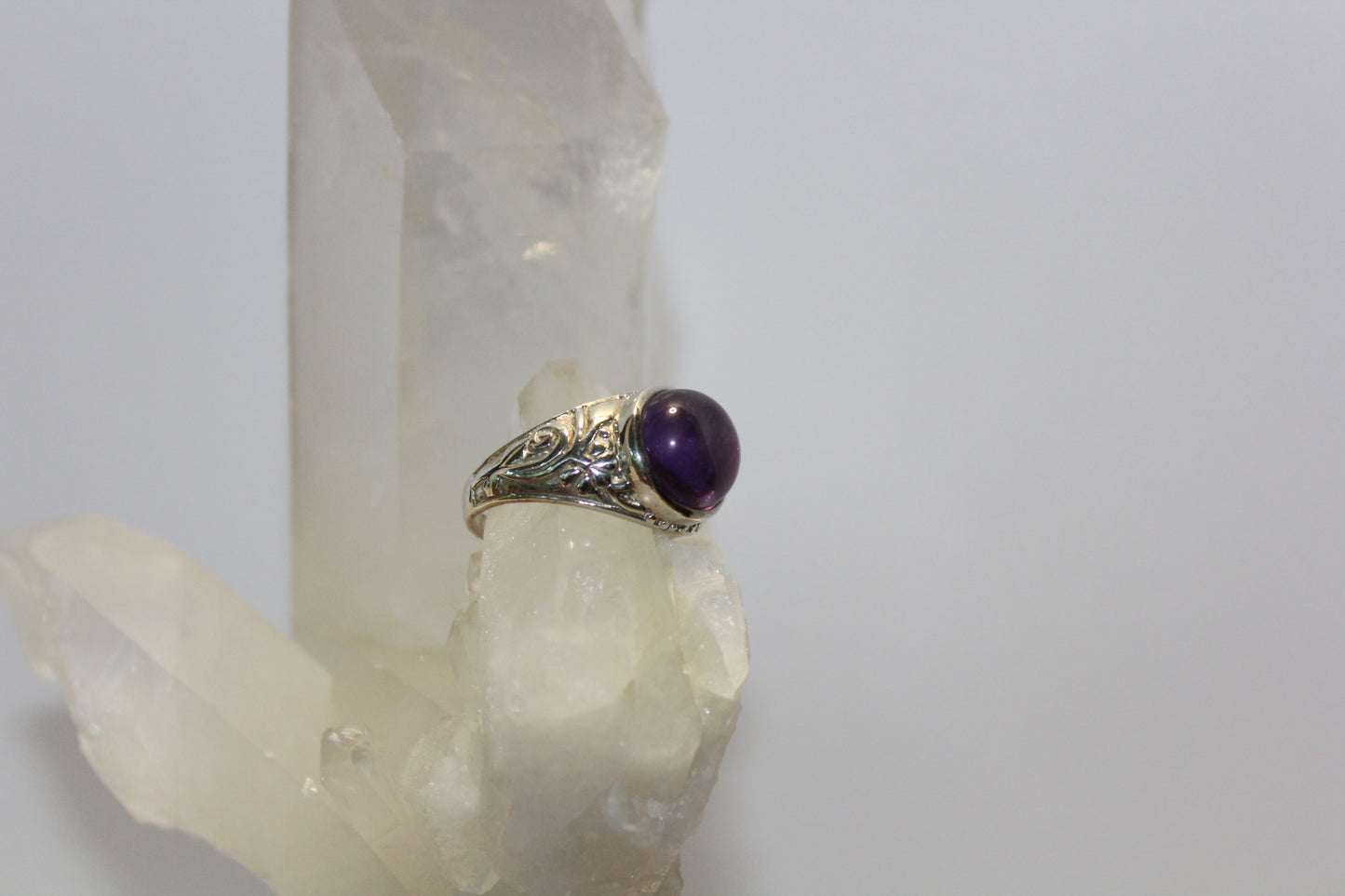 Ring - Amethyst - size - 9