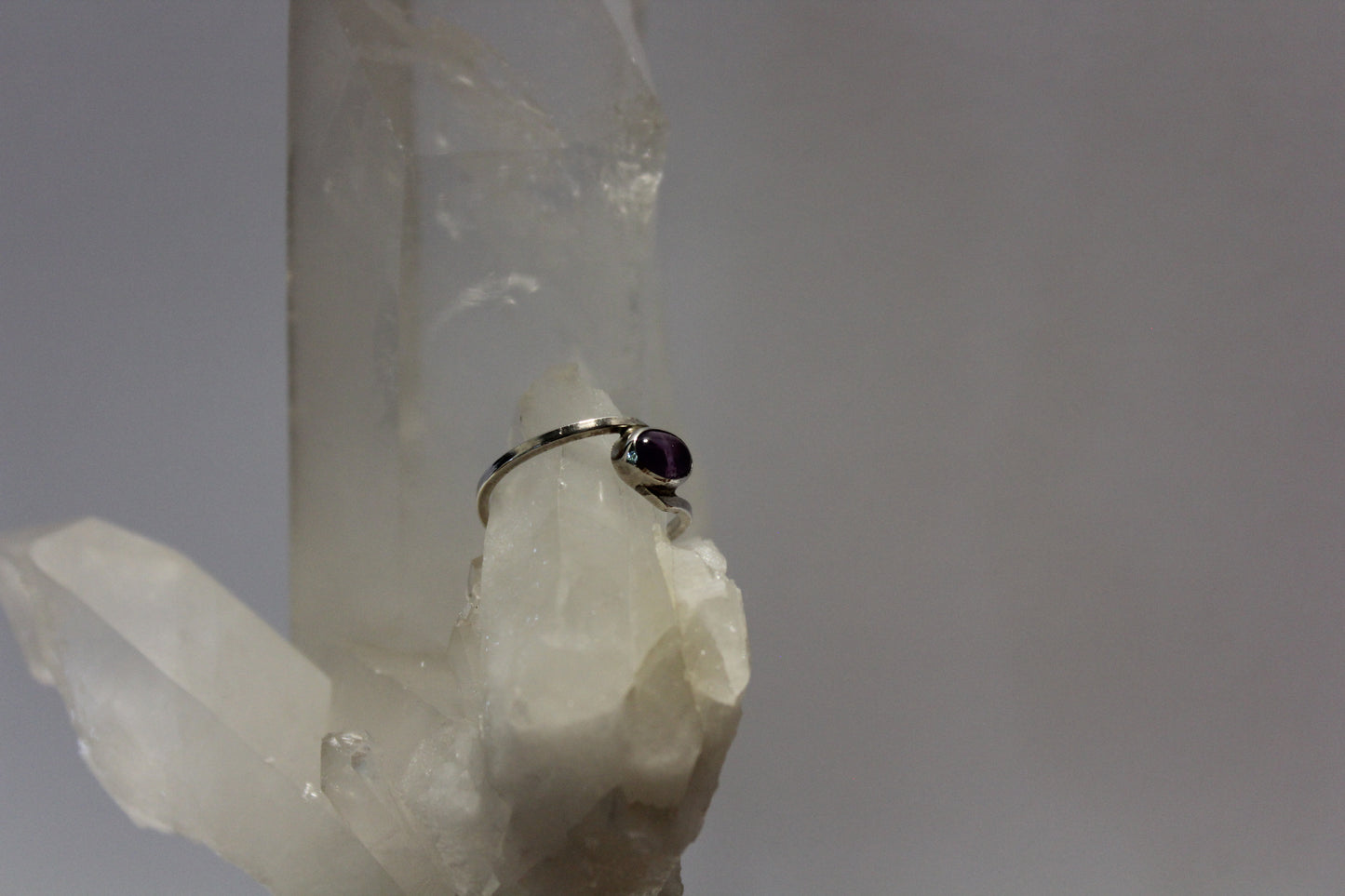 Ring - Amethyst - size - 8.5