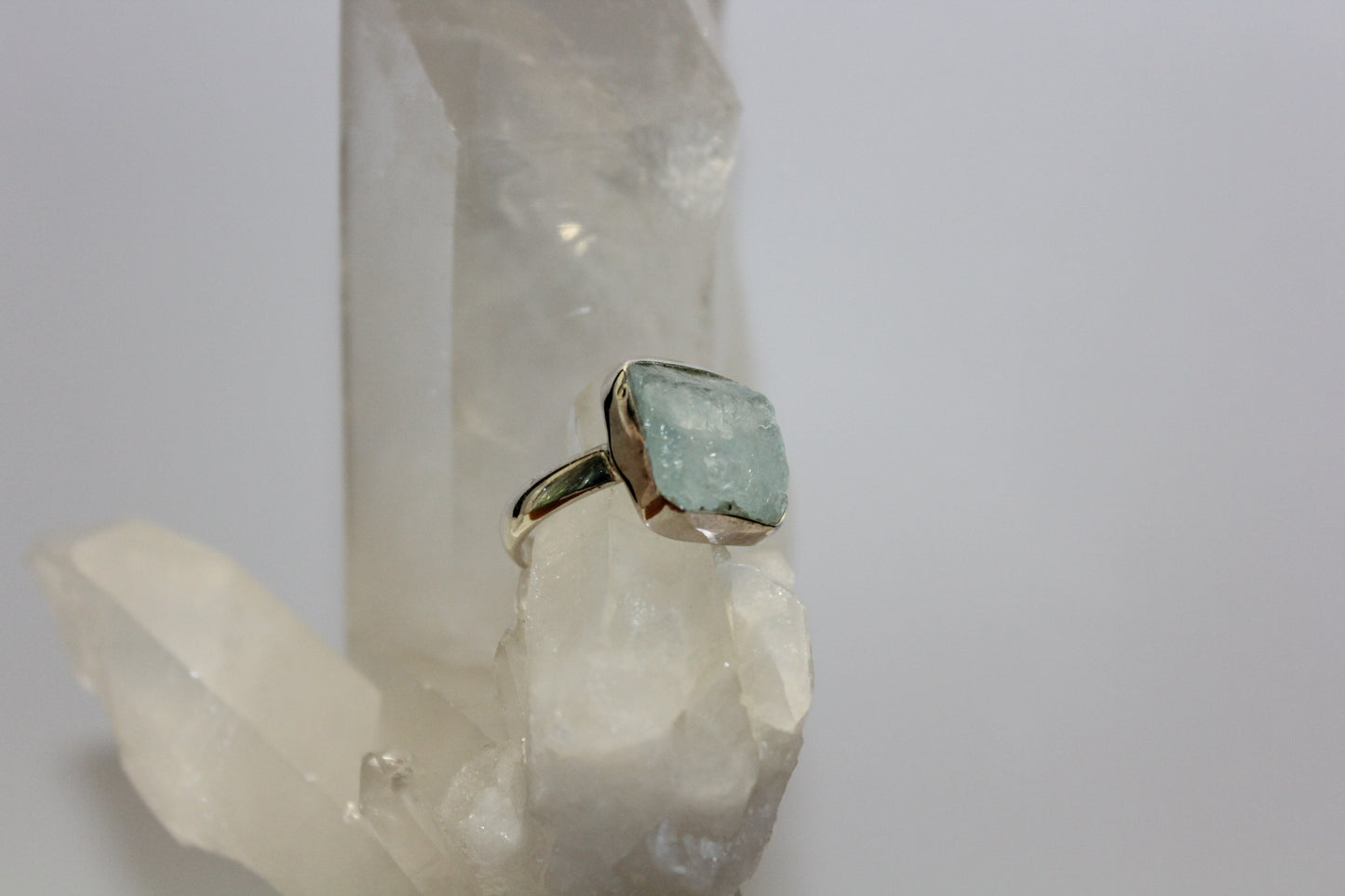 Ring - Aquamarine - size - 9