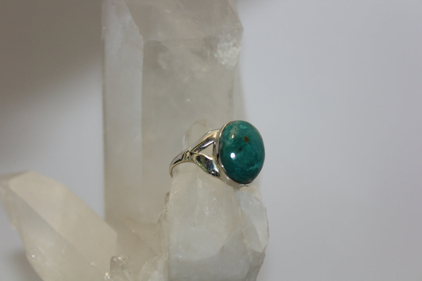 Ring - Chrysocolla - size - 8
