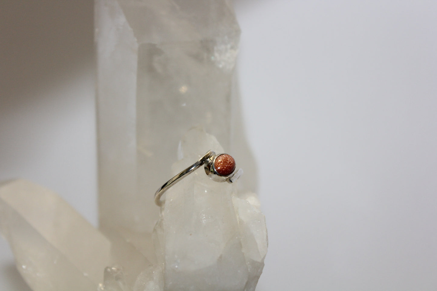 Ring - Goldstone - size - 8.5