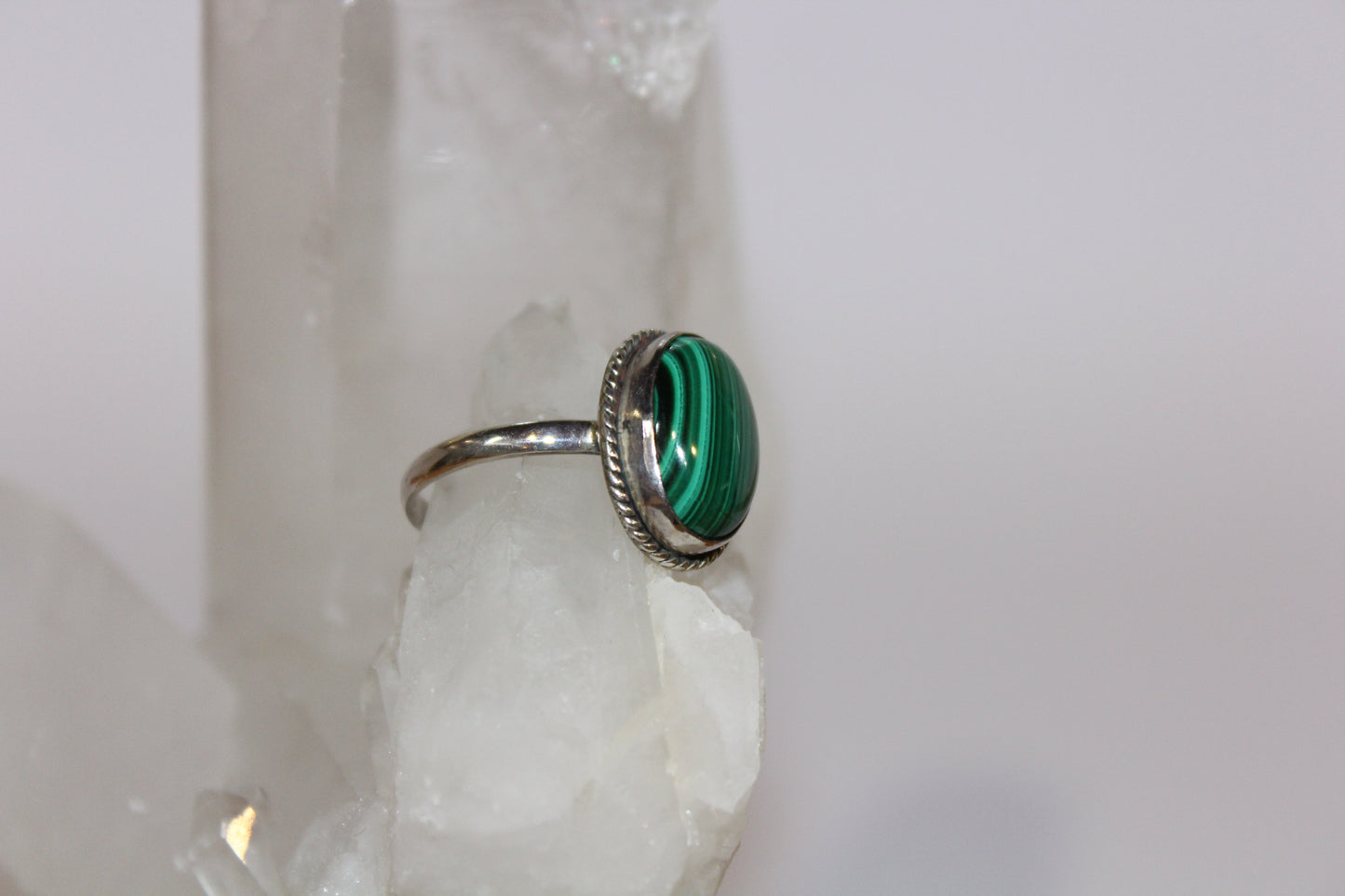 Ring - Malachite - size - 9
