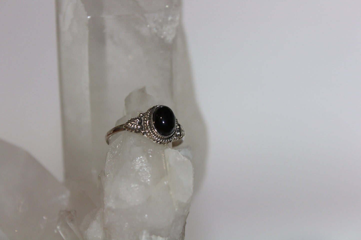 Ring - Onyx - size - 9