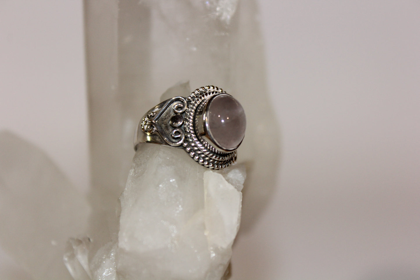 Ring - Rose Quartz - size - 9