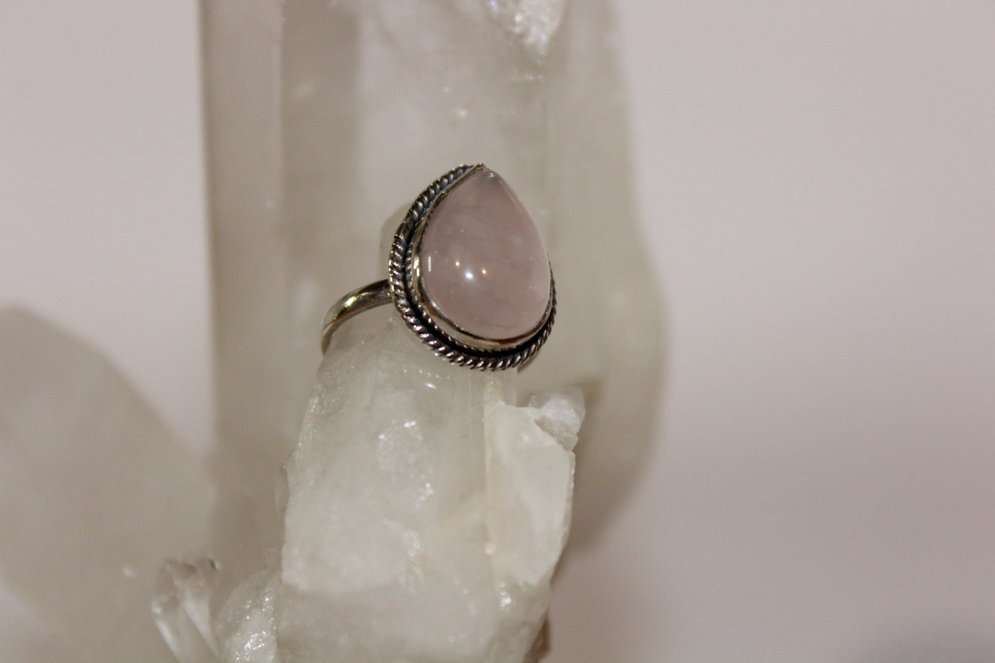 Ring - Rose Quartz - size - 7
