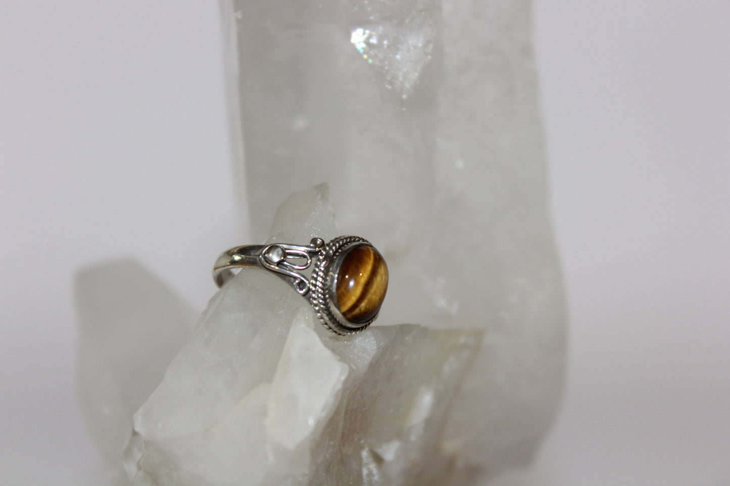 Ring - Tiger Eye - size - 8