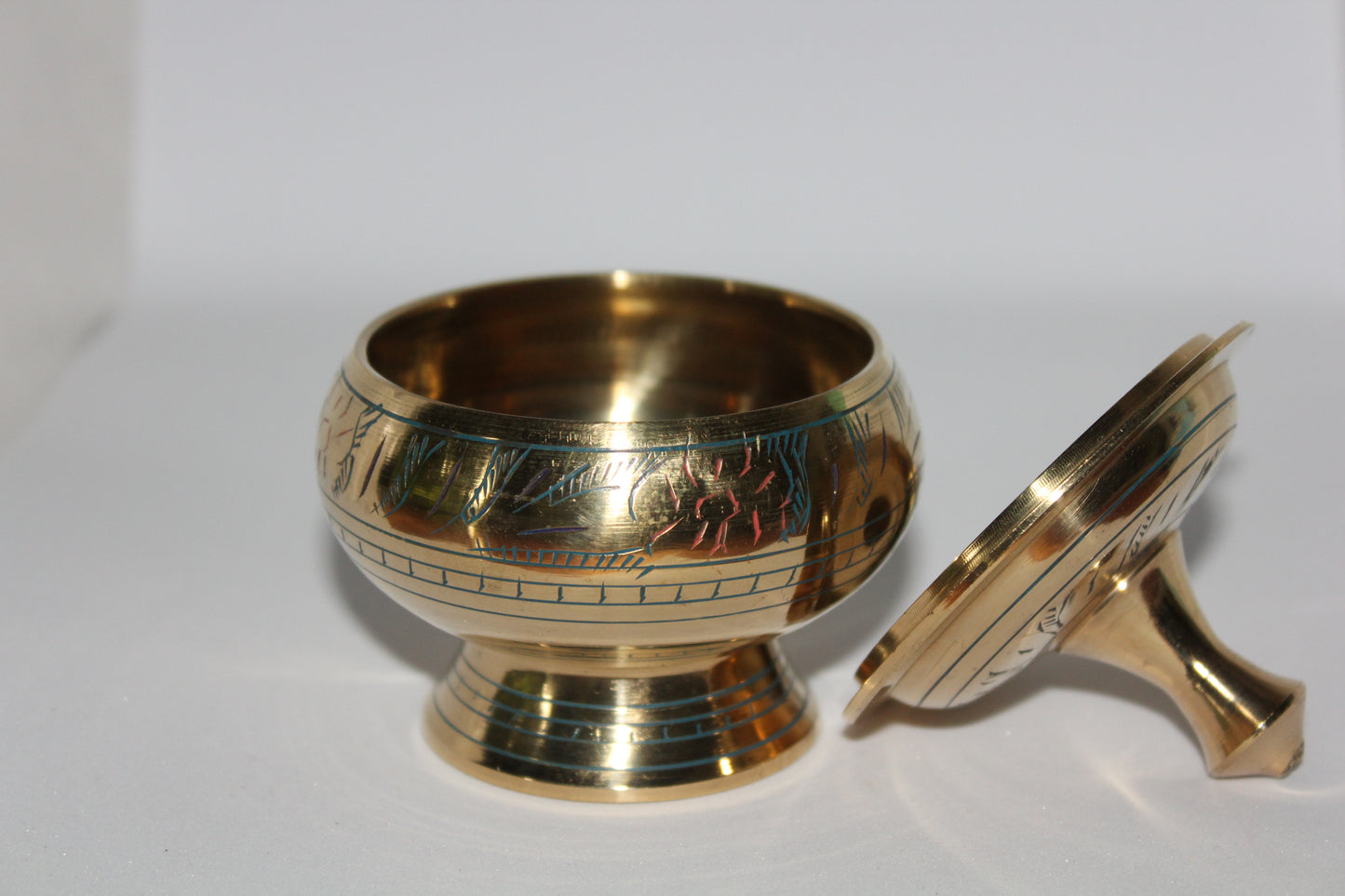 Charcoal Burner - Brass - med