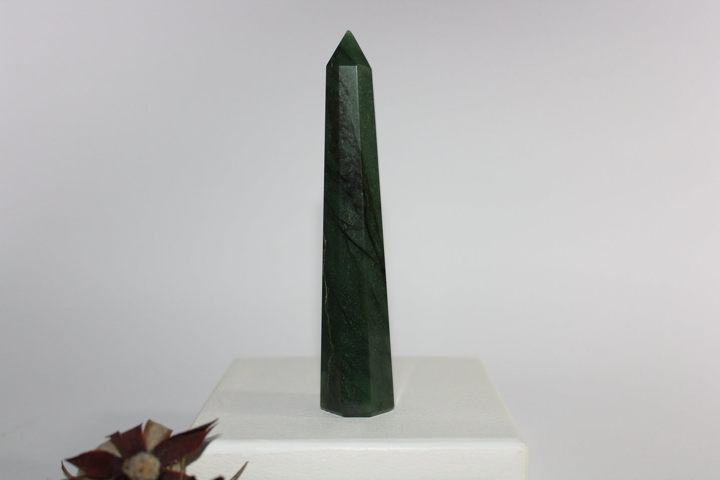 Generator - Green Aventurine - med