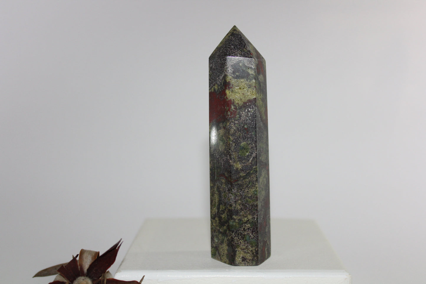 Generator - Dragon Blood Jasper - med/lge