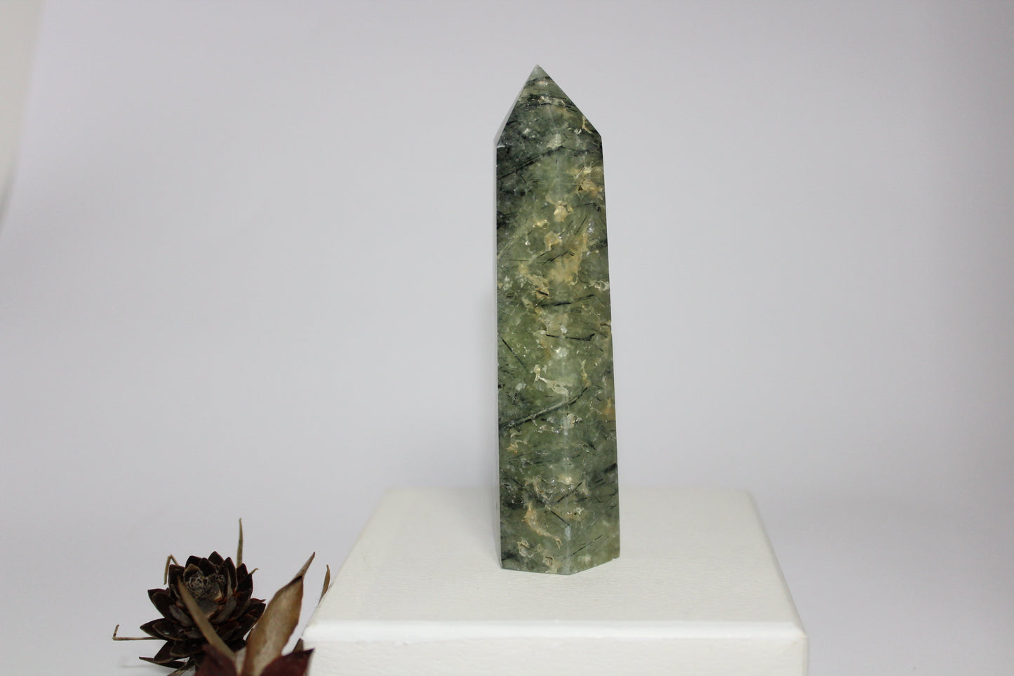 Generator - Prehnite - lge