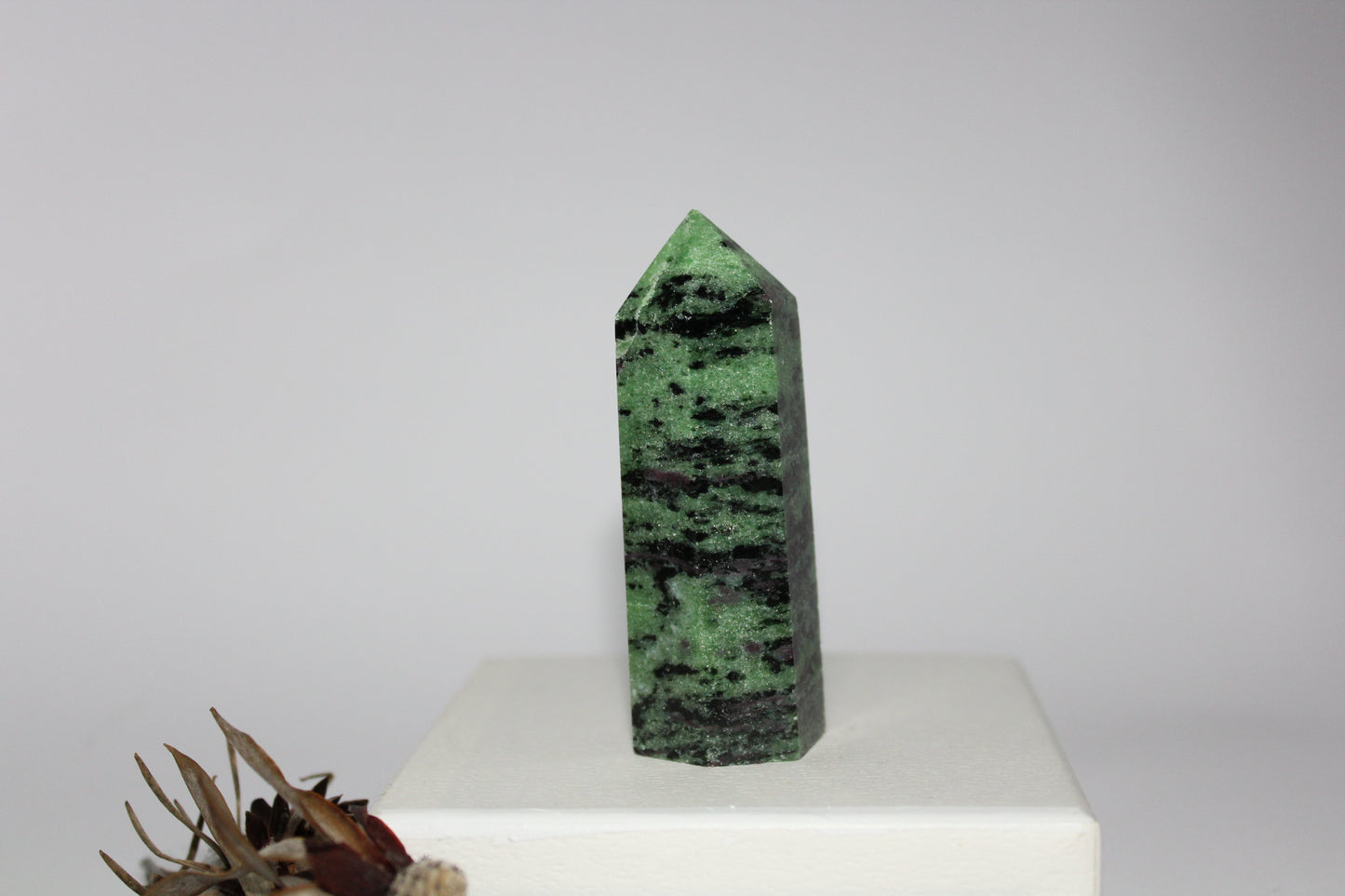 Generator - Ruby in Zoizite (Anyolite) - med/lge