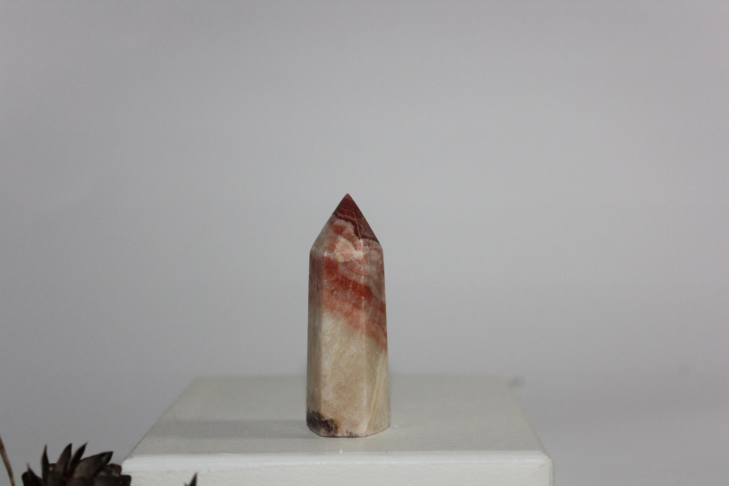 Generator - Tugtupite - sml