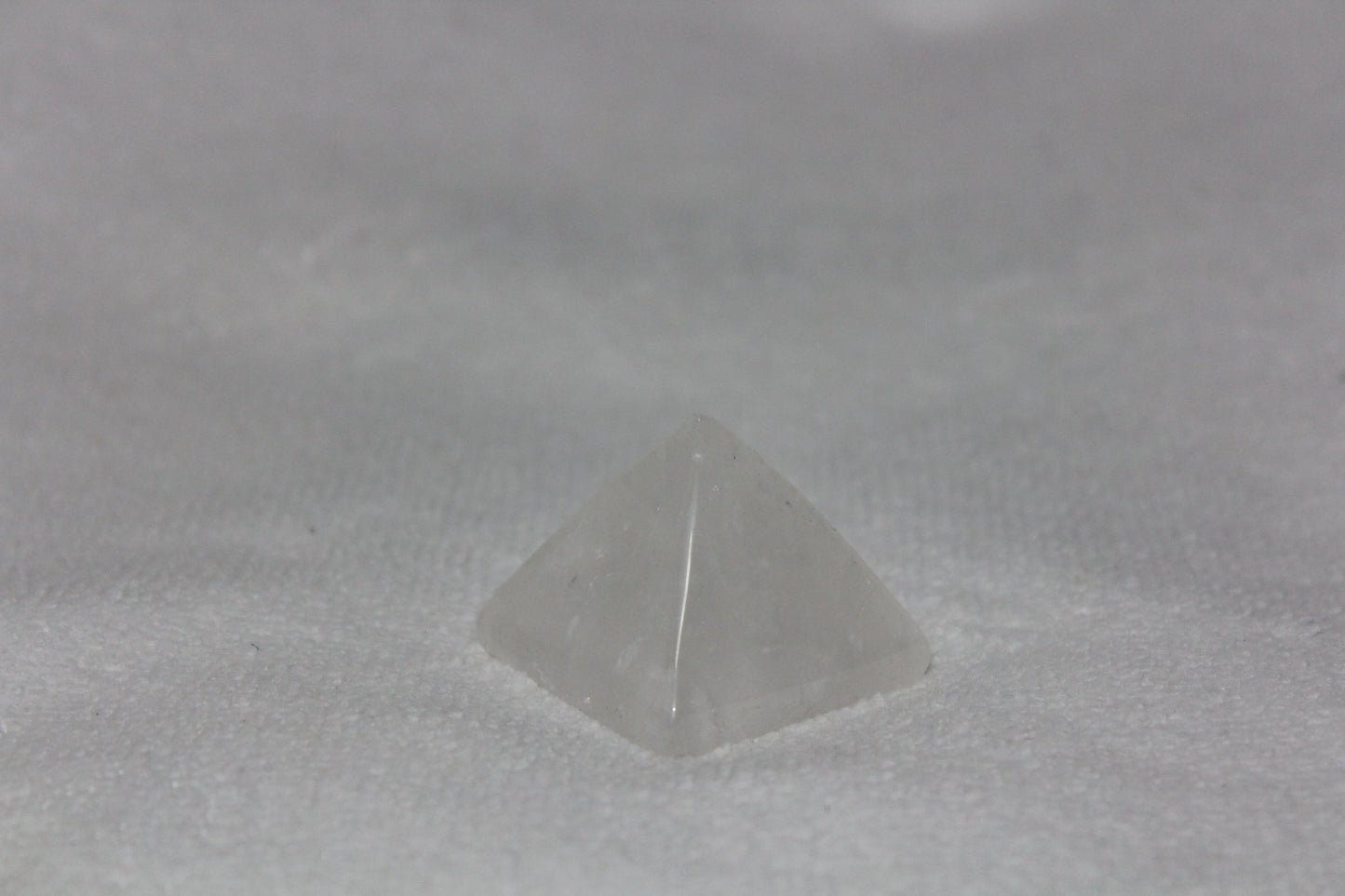 Pyramid - Quartz - Clear - sml/med
