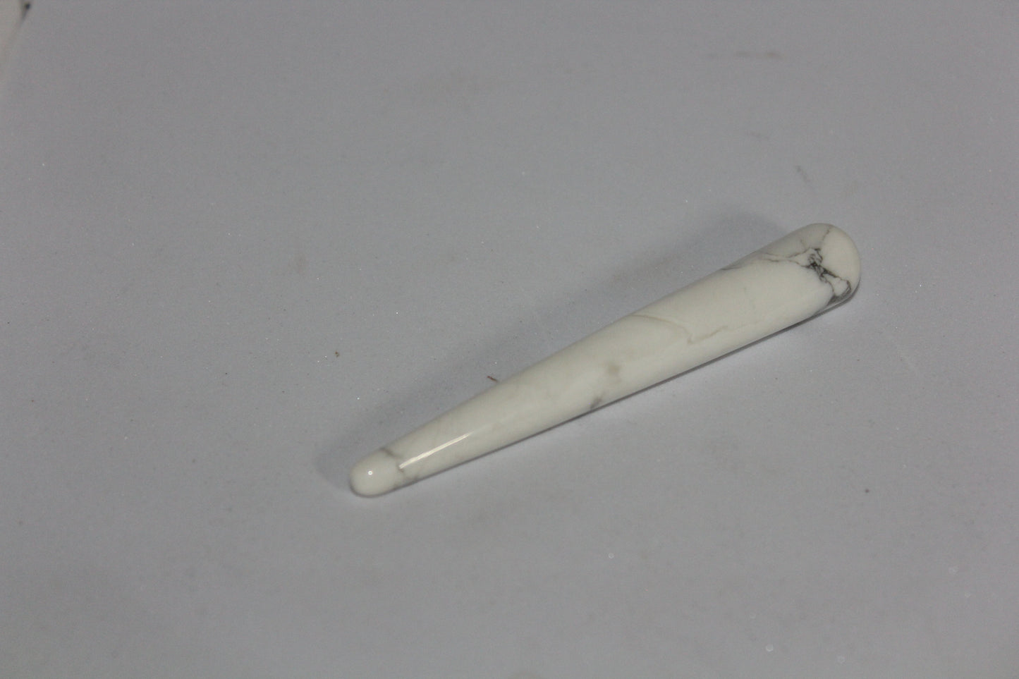 Wand - White Howlite - med