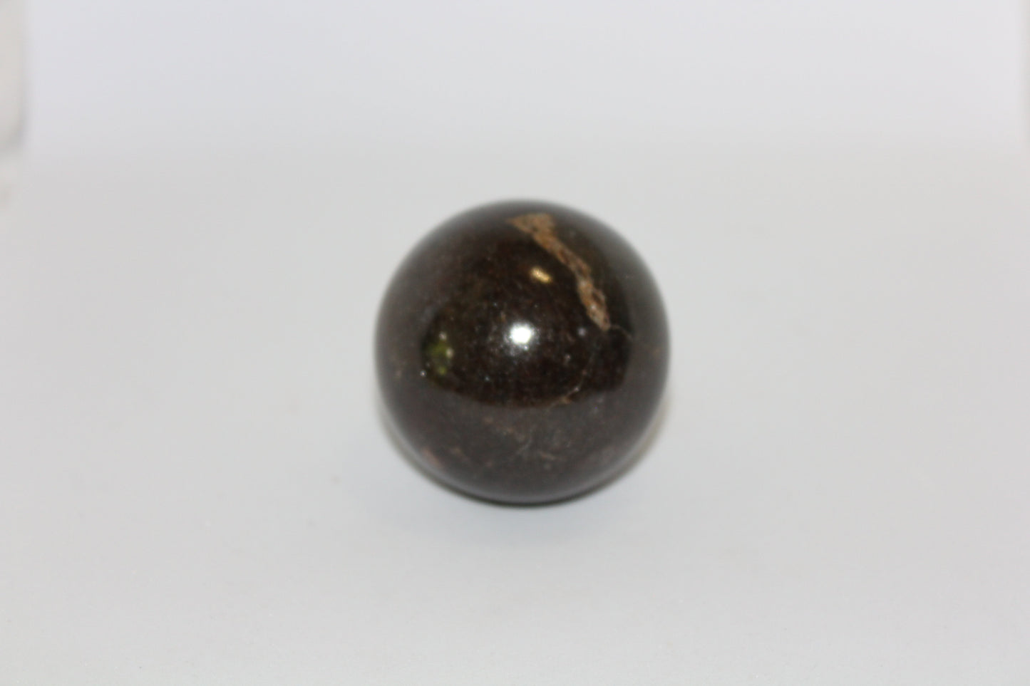 Sphere - Garnet - med