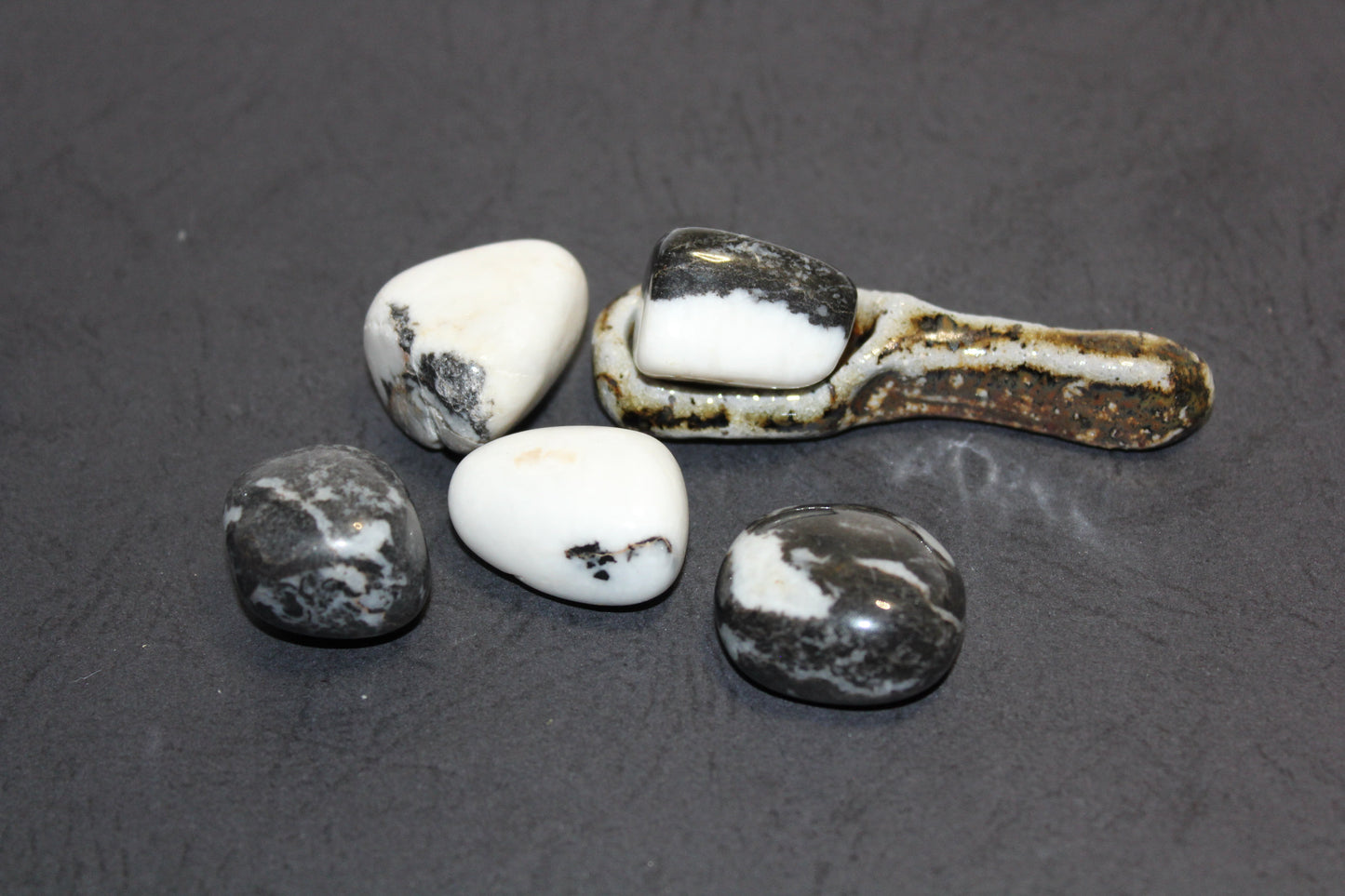 Tumbled - Zebra Marble - med