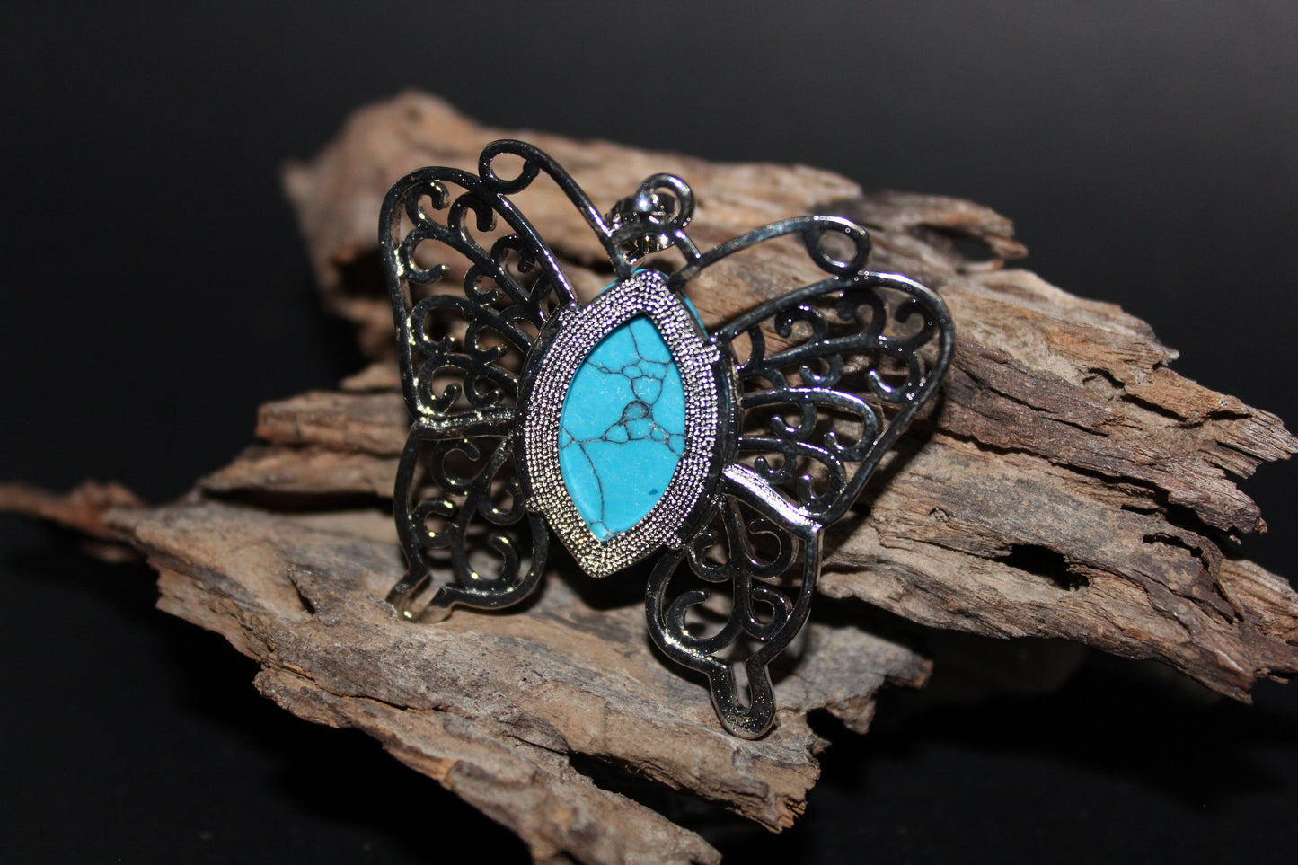 Pendant - Butterfly - Blue Howlite