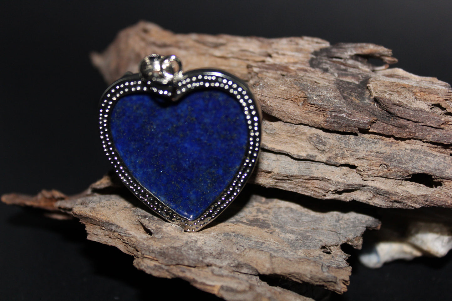 Pendant - Heart with Flowers - Lapis Lazuli