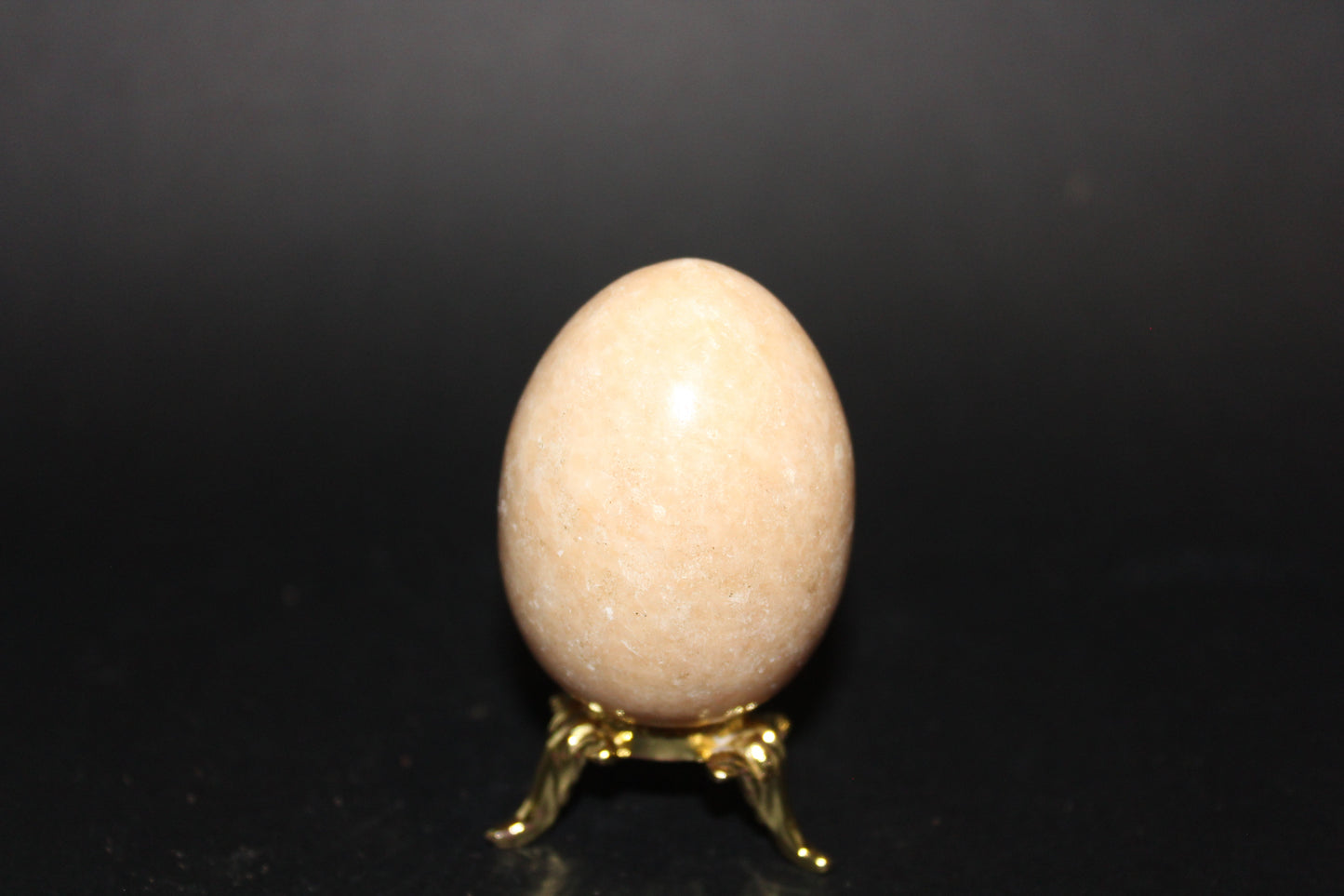 Carved - Egg - Peach Aventurine