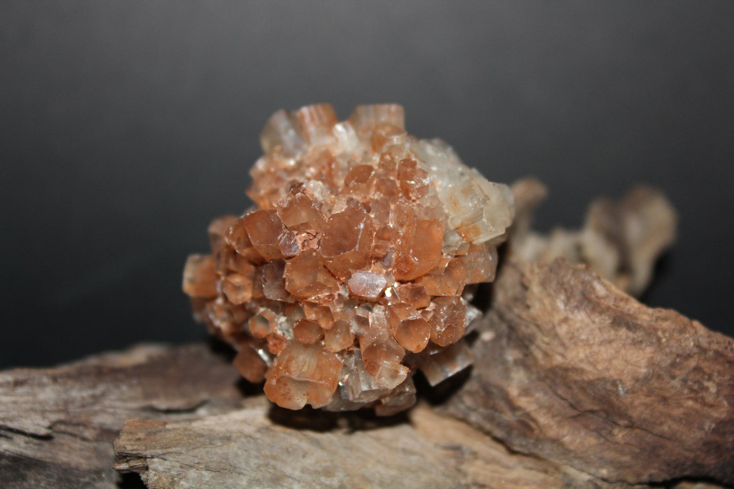 Raw - Aragonite (cluster) - sml