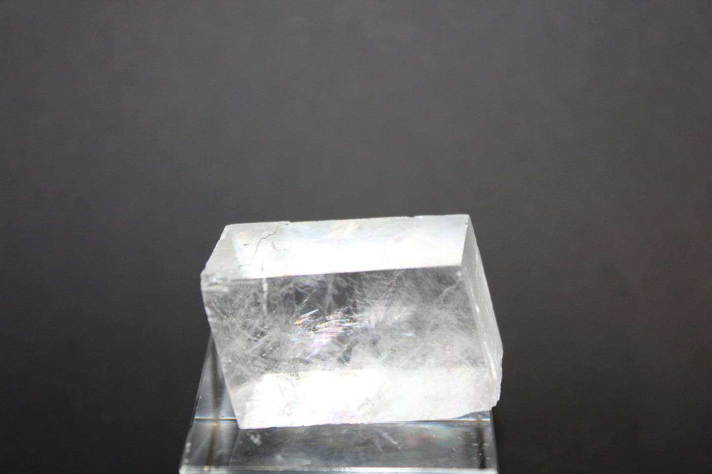 Raw - Calcite (Optical - Rhomboid) - sml/med