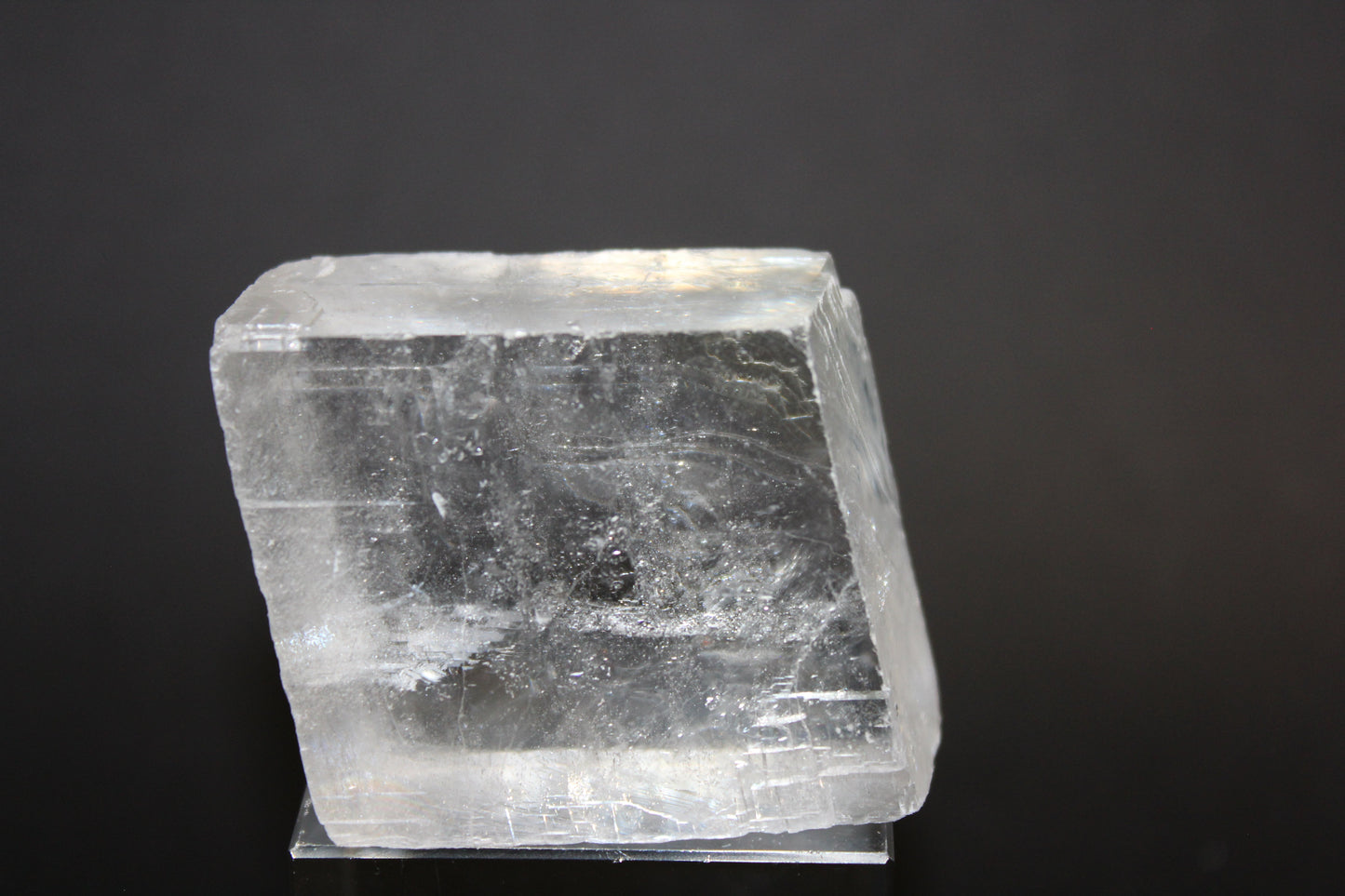 Raw - Calcite (Optical - Rhomboid) - med