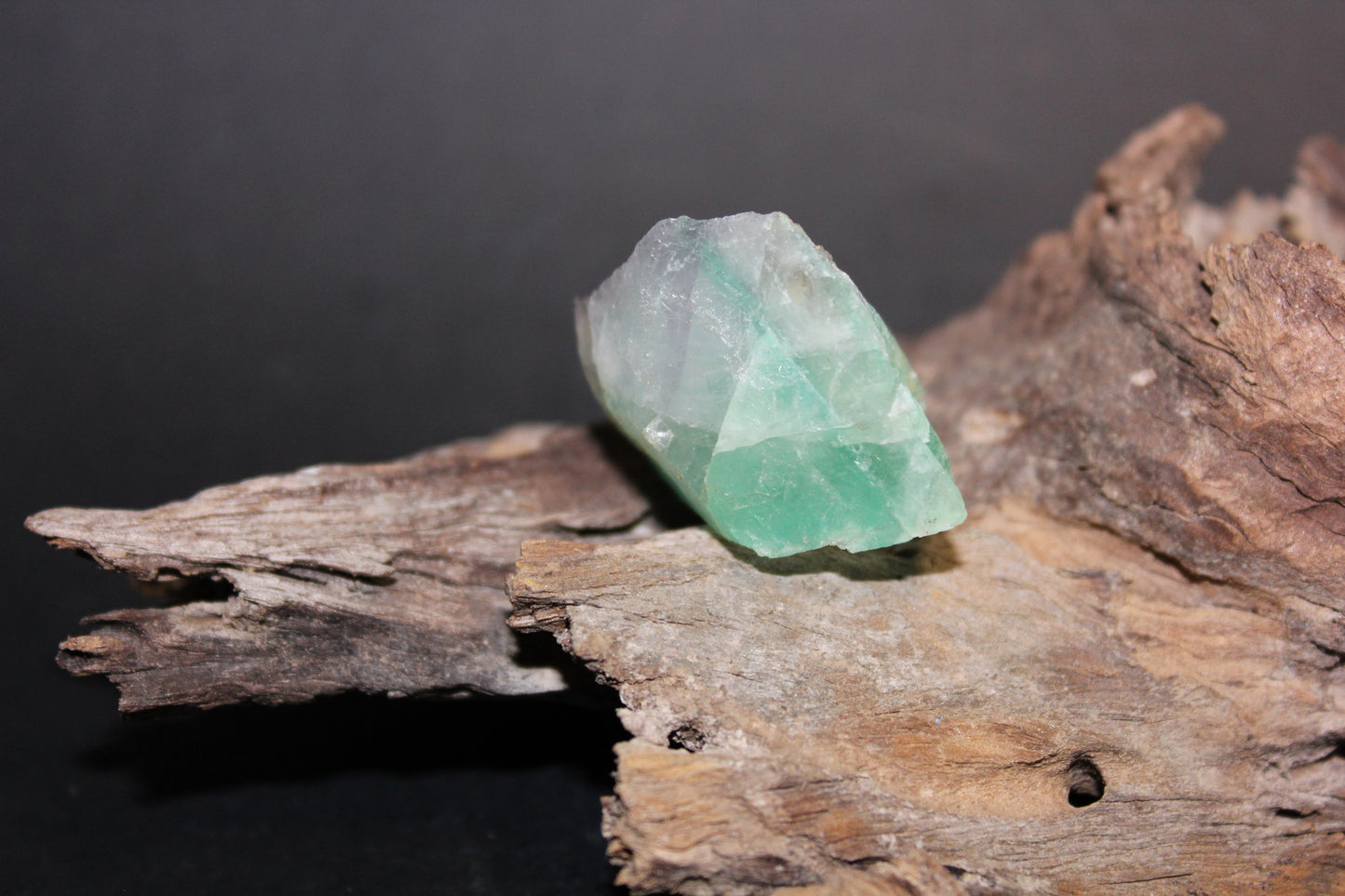 Raw - Green Fluorite(fluro) - sml