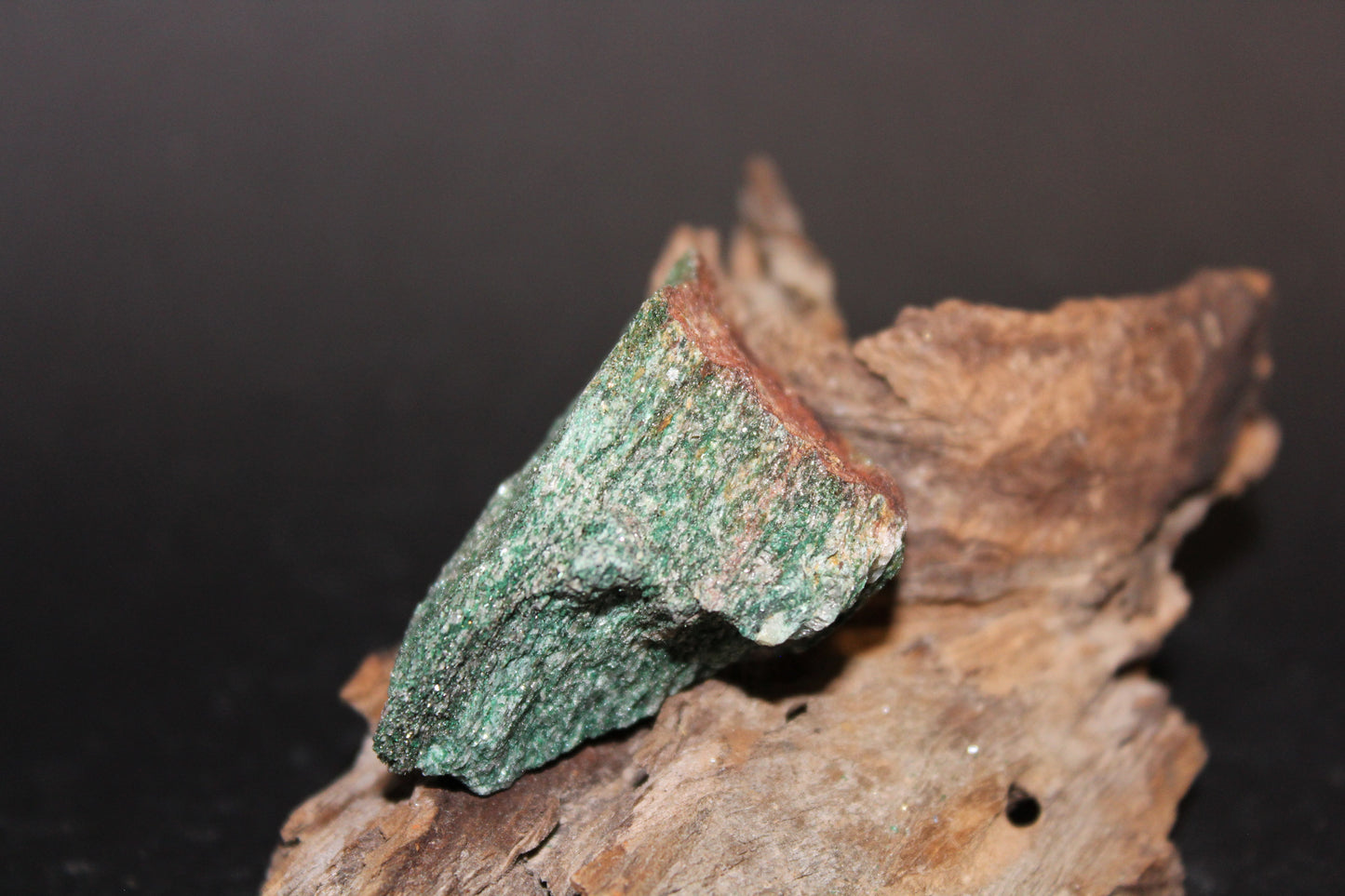 Raw - Fuchsite (with mica) - sml