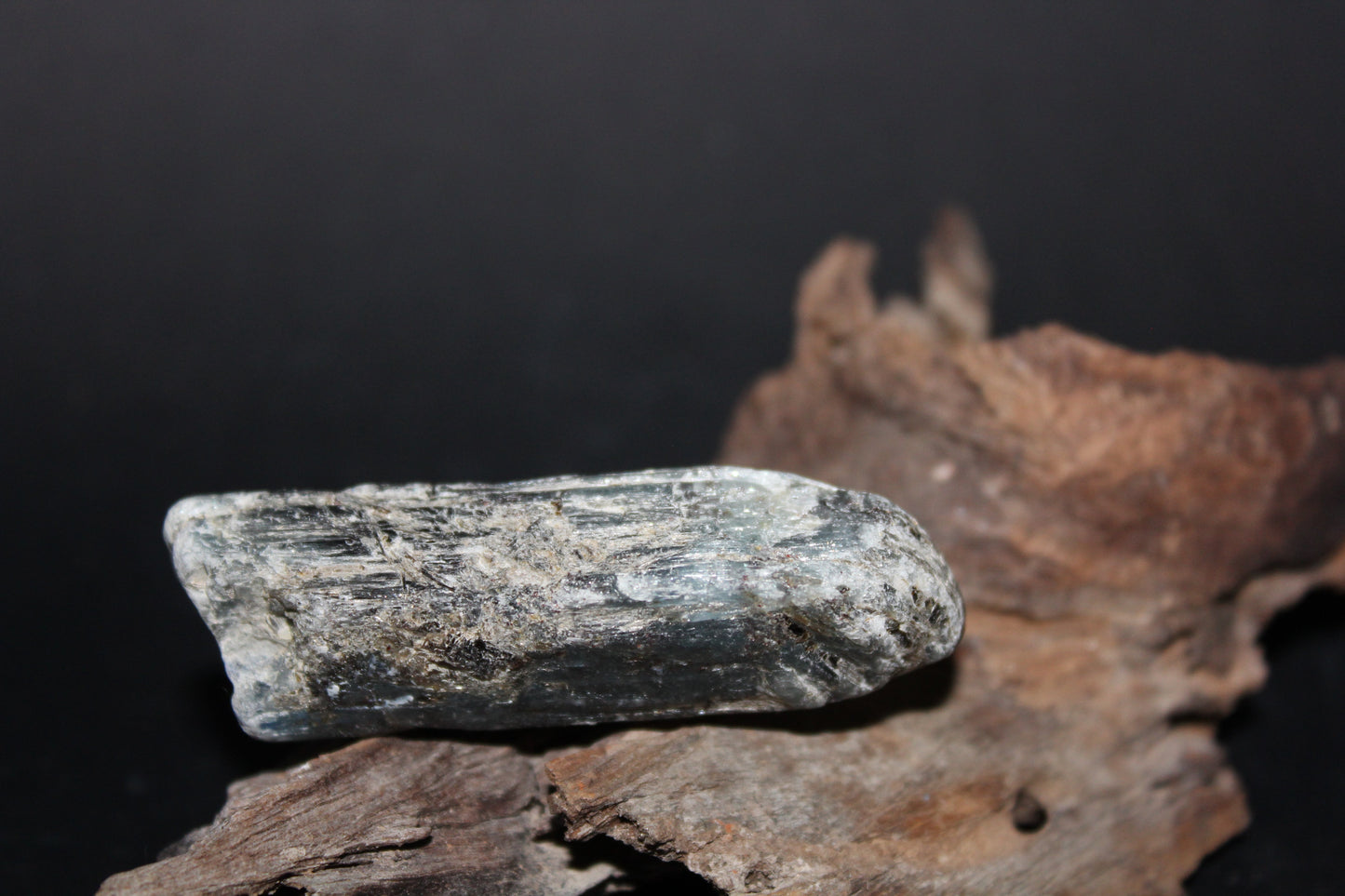 Raw - Kyanite - A+ - sml