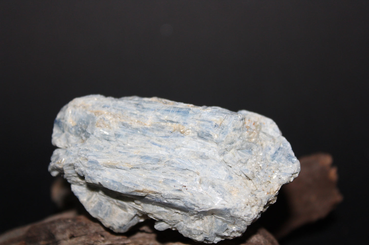 Raw - Kyanite - Blue (crystalline with mica) - med