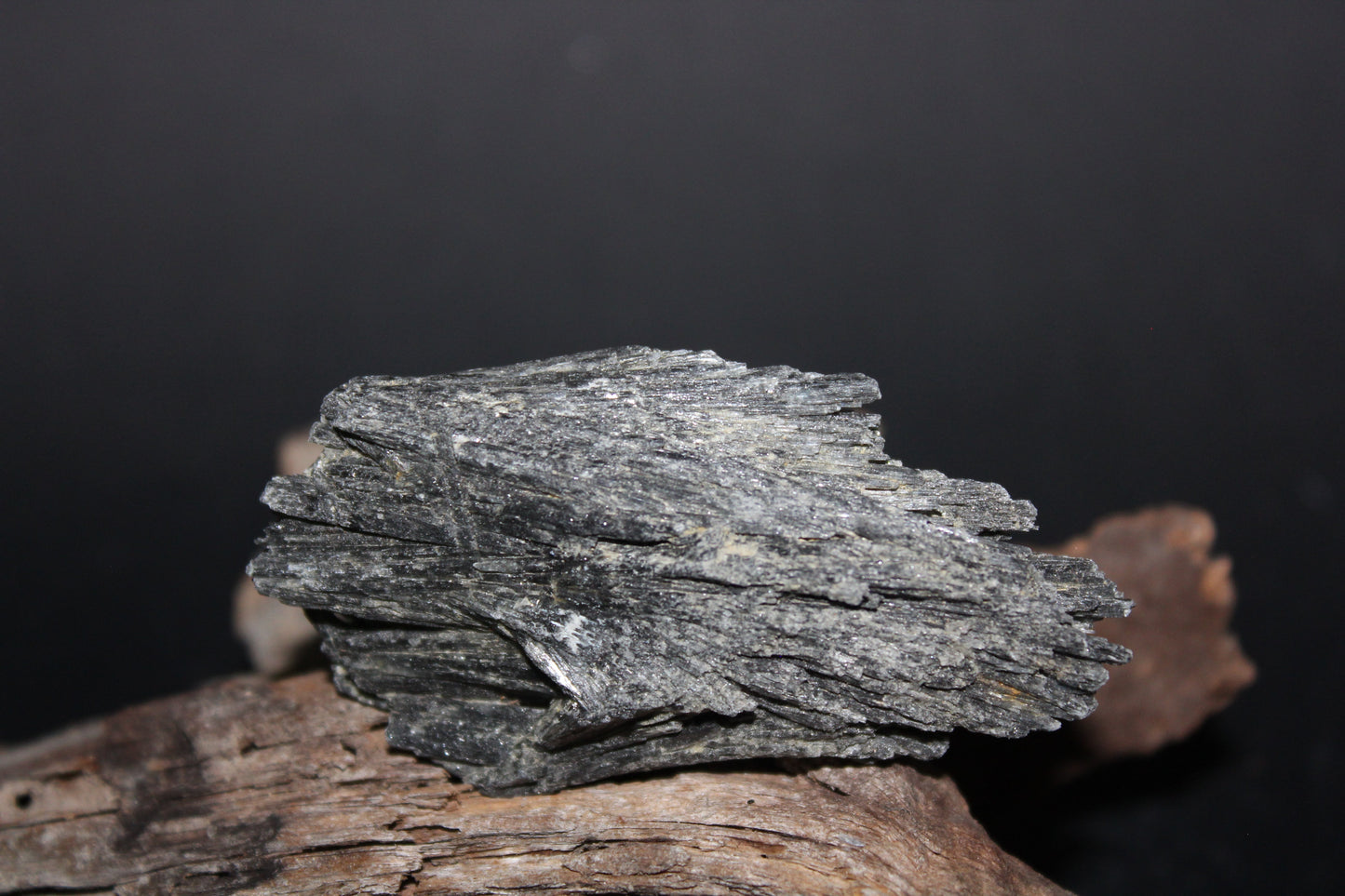 Raw - Black Kyanite - sml