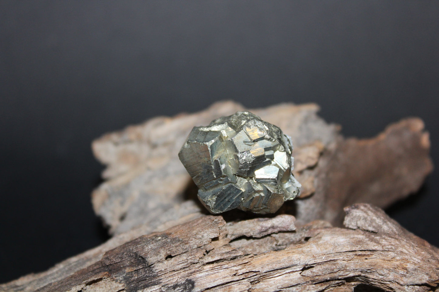 Raw - Pyrite (cluster - Peru) - sml