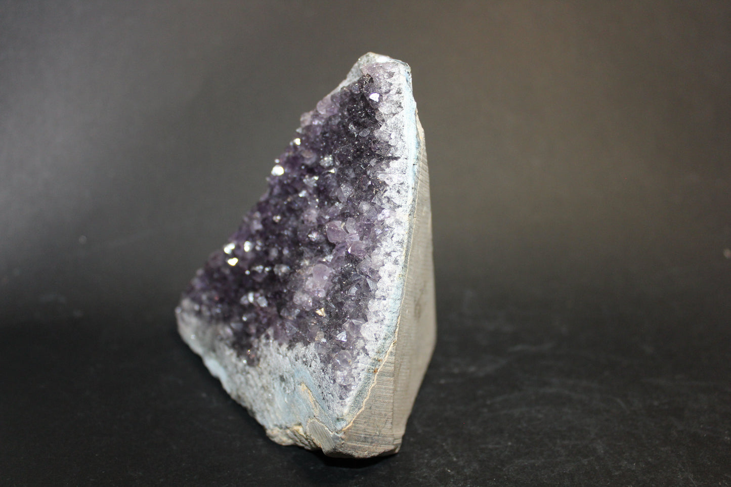 Cluster - Amethyst (stand) - med