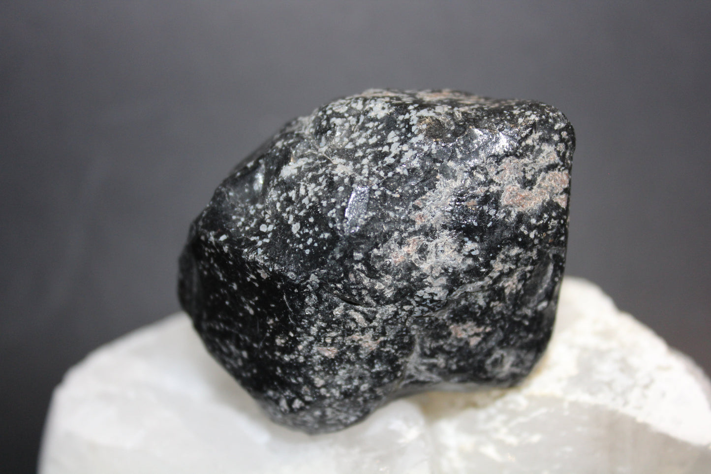 Raw - Snowflake Obsidian - med