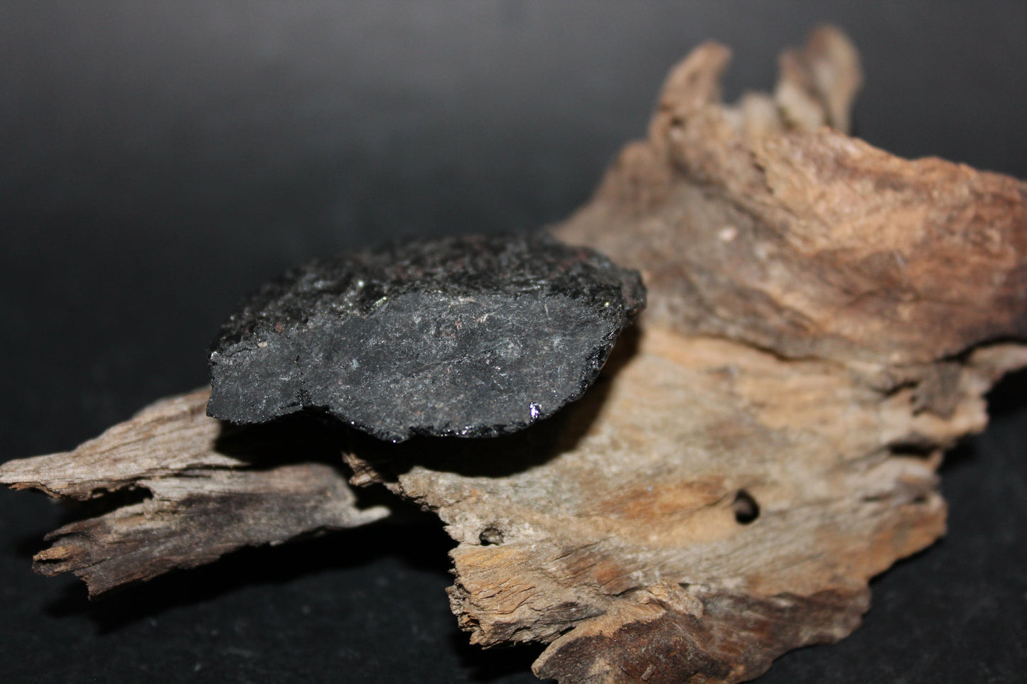 Raw - Tourmaline - Black - sml