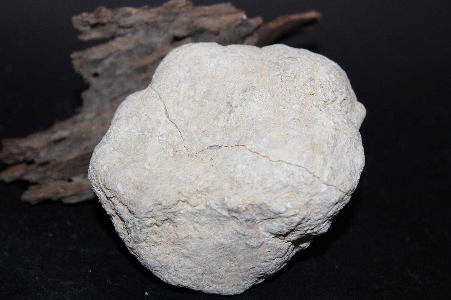 Geode - Clear Quartz - full geode - med