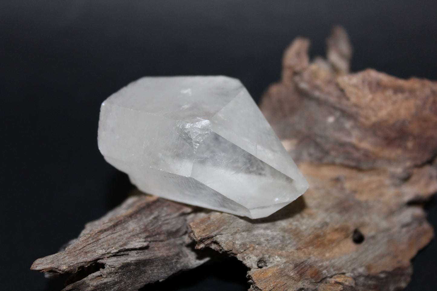 Point - Clear Quartz - med/lge