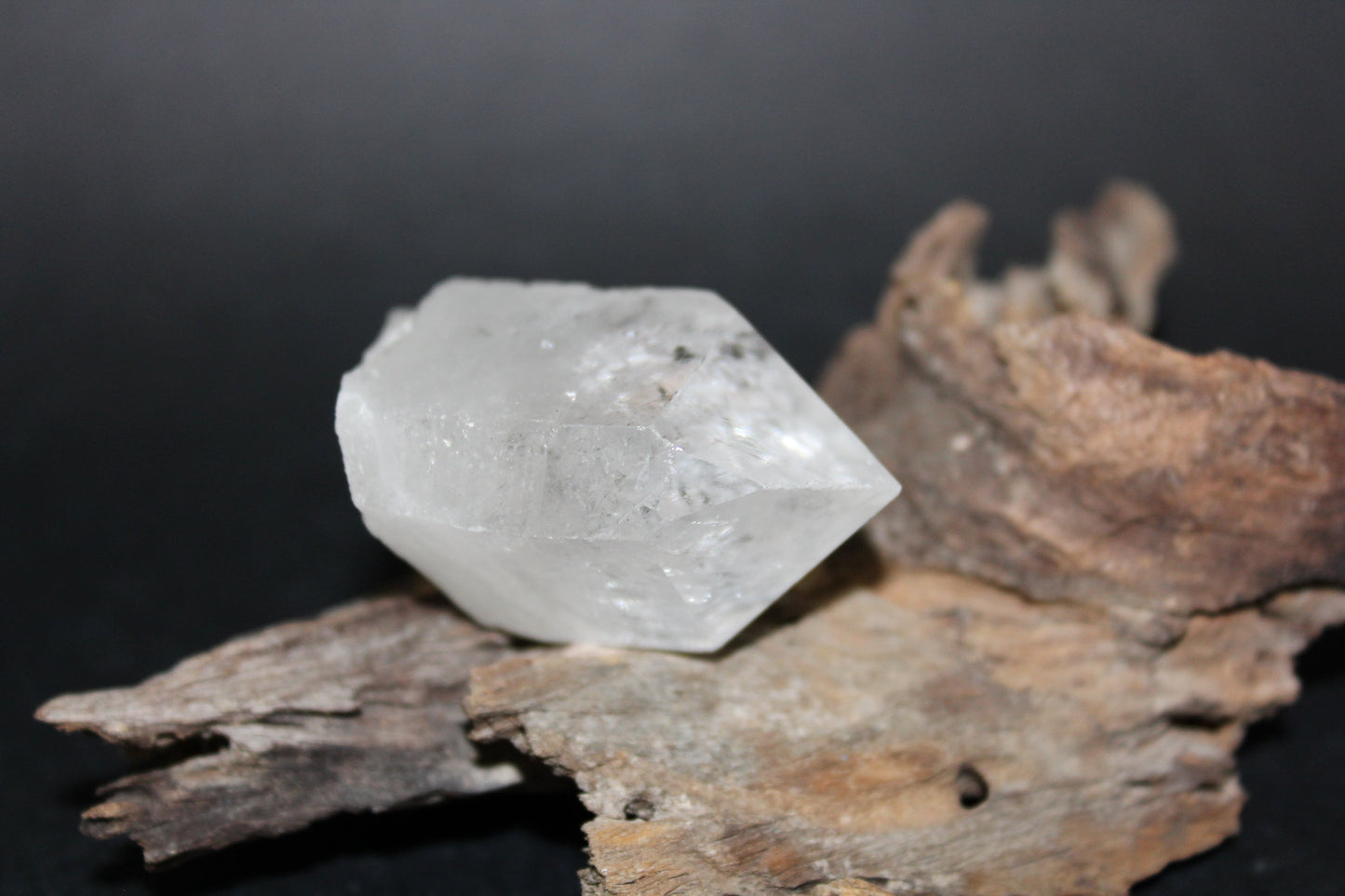 Point - Clear Quartz - med/lge