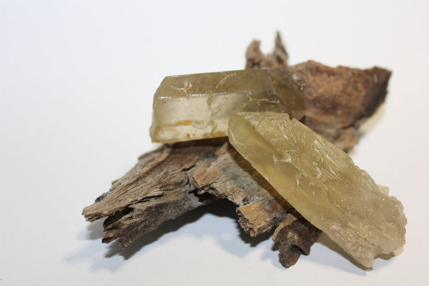 Point - Smoky Quartz (raw - light) - med