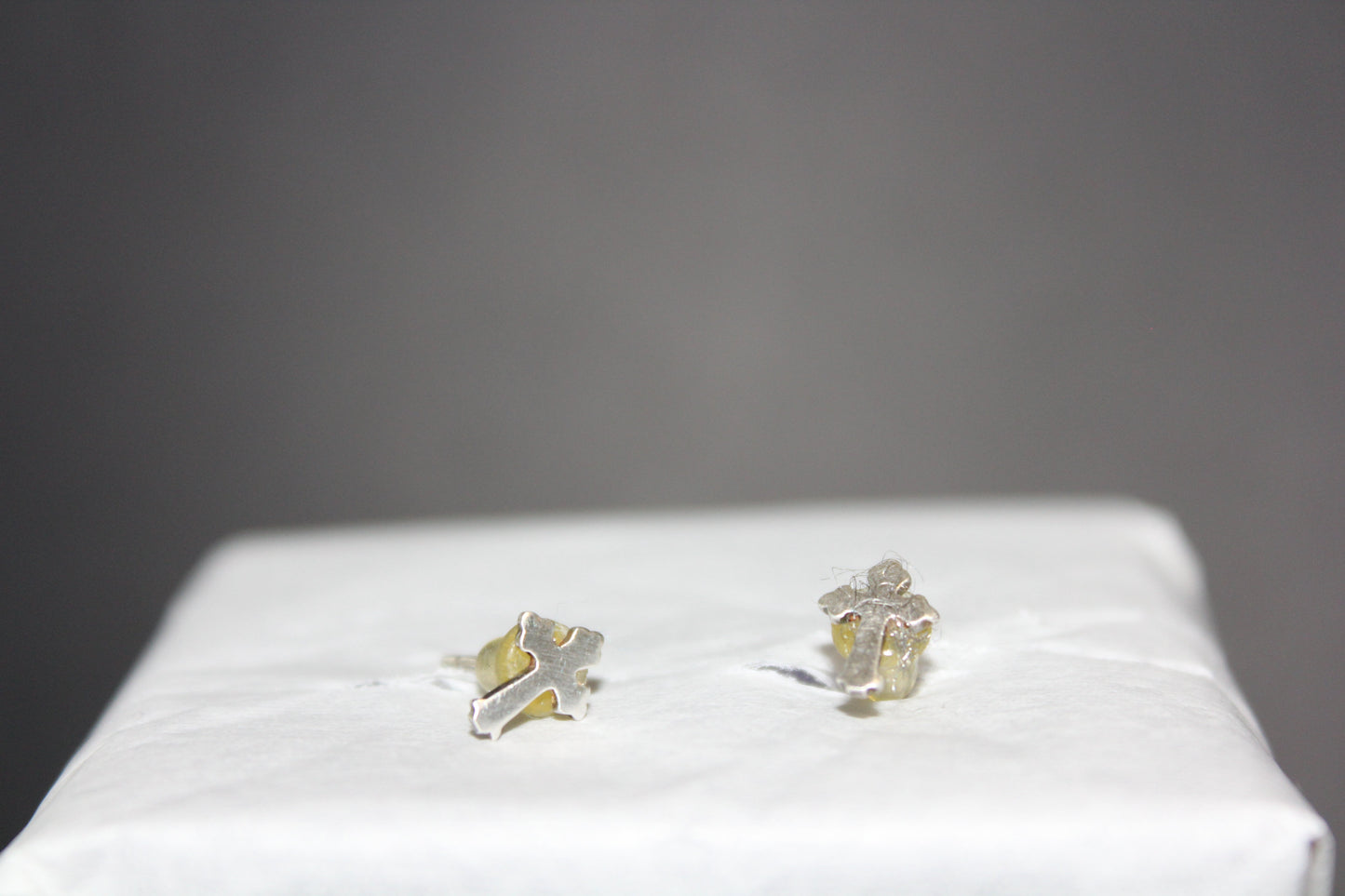 Earrings - Studs - S/S - Cross