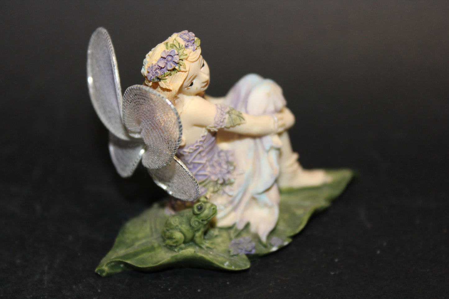 Fairy - sitting on leaf (purple) - sml
