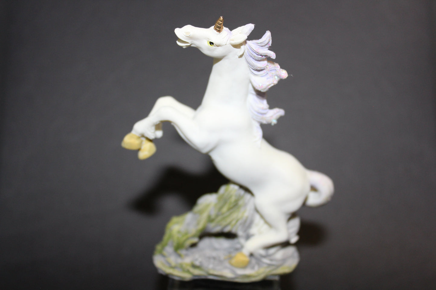 Unicorn (white/purple)