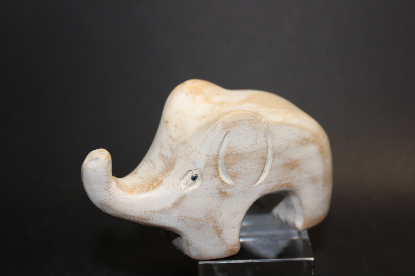 Elephant (timber - white)