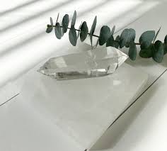 Double terminated wand - clear quartz. Idean for healing due to their circular energy flow