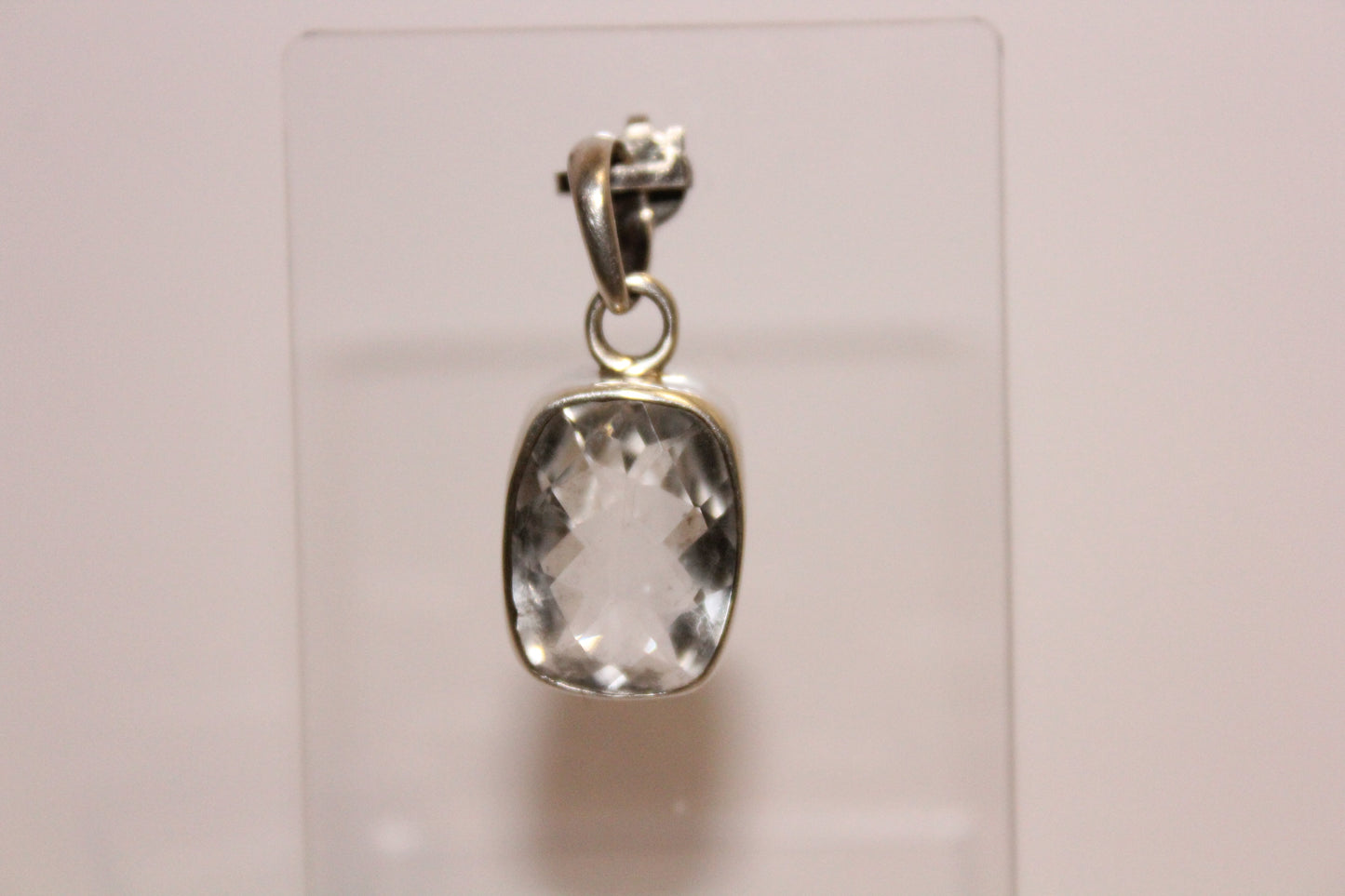 Pendant - Clear Quartz - med