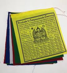 Flags - Tibetan prayer flags - med