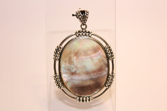 Pendant - Mother of Pearl - lge