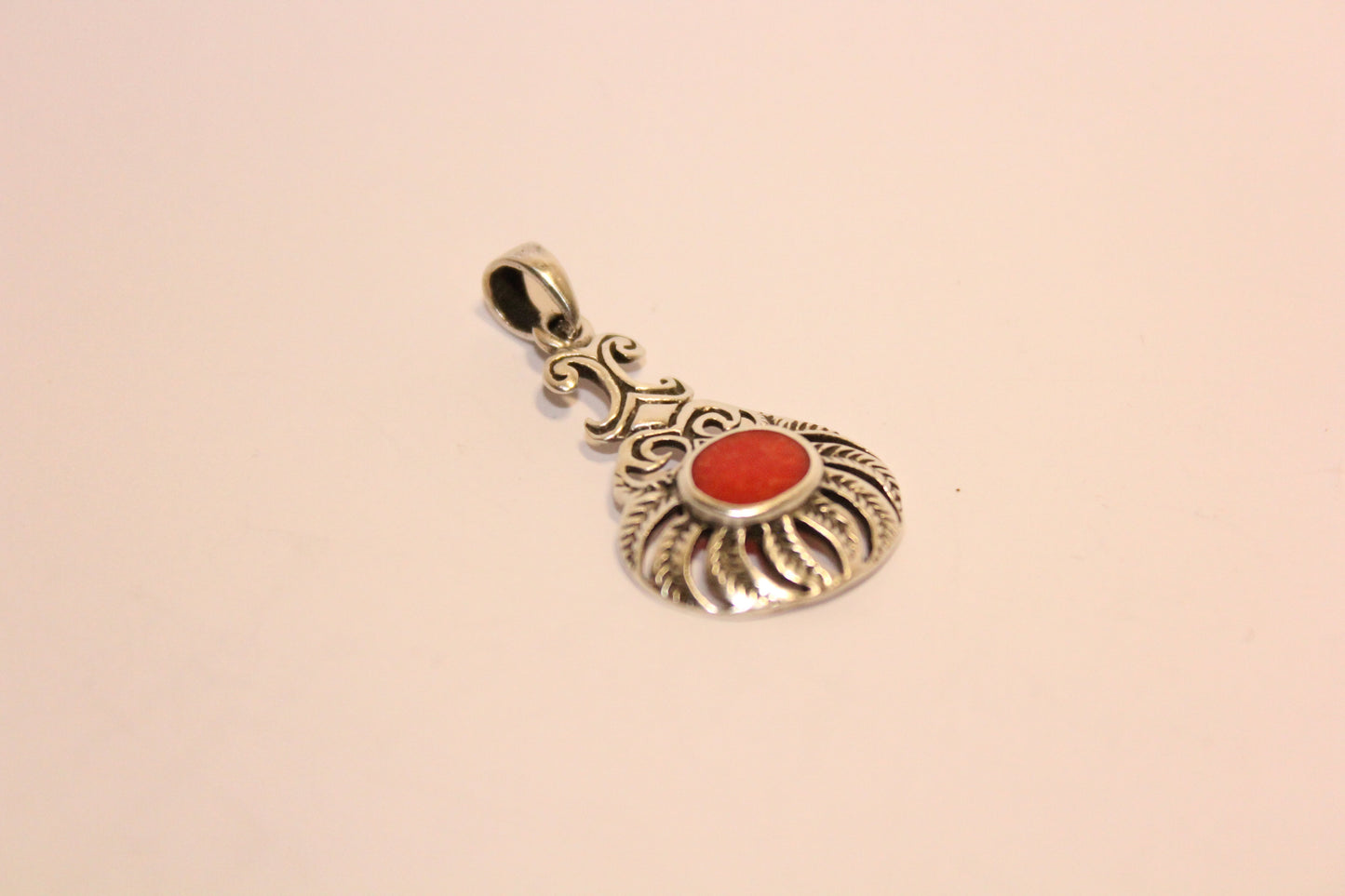 Pendant - Red Coral - med